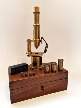 Item #4574 Précoce modèle de microscope à tambour avec une provenance suèdoise, circa...