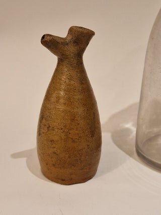 Deux biberons dit Bizolaine en verre et grés, XIXe