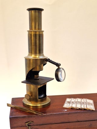 Microscope tambour à lentille condensatrice, circa 1860