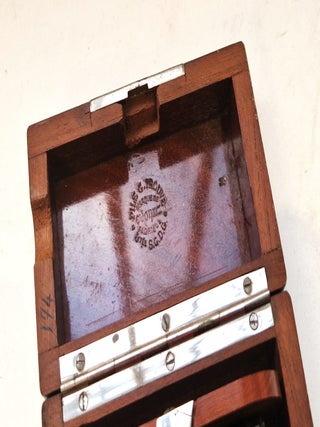 Petite bobine d'électricité médicale de type Emil du Bois-Reymond modifiée par Gustave Trouvé.