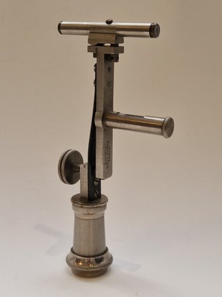 Item #4907 Niveau Boyelle-Morin à collimateur dioptrique. Henri Morin
