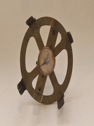 Item #4974 Cercle d'arpentage à six pinnules, circa 1740. Baradelle à. Paris