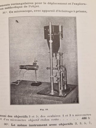 Appareil d'éclairage à prisme interne pour microscope, circa 1900-1910