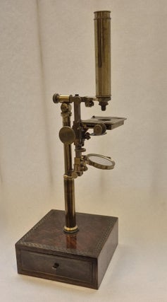 Important exemplaire du microscope achromatique universel, circa 1848-1852