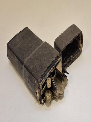Etui de mathématiques en laiton, circa 1700