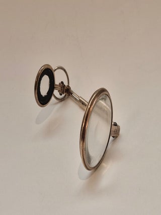 Longue-vue de poche pliable en vermeil, Paris, circa 1820/1830