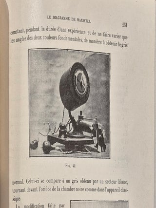 Appareil de Dosne pour les expériences de Rosensthiel sur les couleurs, vers 1900