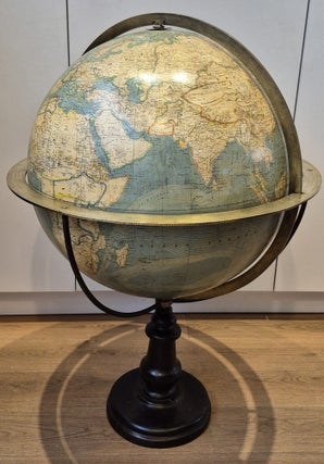 Grand globe terrestre 50cm par Larochette et Bonnefont