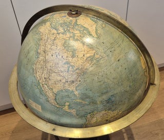Grand globe terrestre 50cm par Larochette et Bonnefont