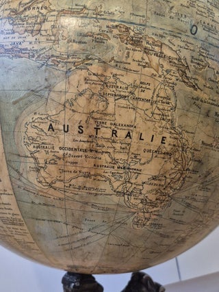Grand globe terrestre Dubail de 50cm par Lebegue