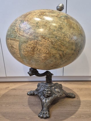 Grand globe terrestre Dubail de 50cm par Lebegue