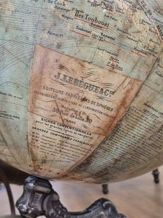 Grand globe terrestre Dubail de 50cm par Lebegue