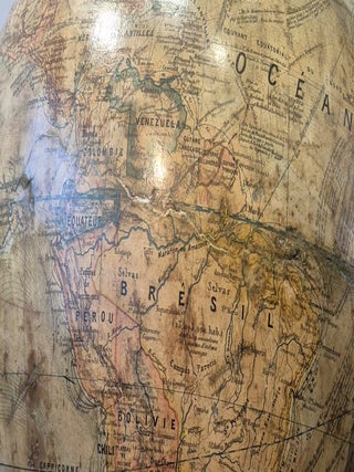 Grand globe terrestre Dubail de 50cm par Lebegue