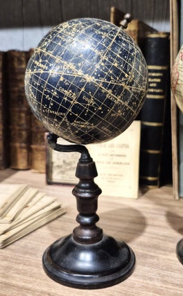 Paire de globes terrestre et céleste, circa 1880