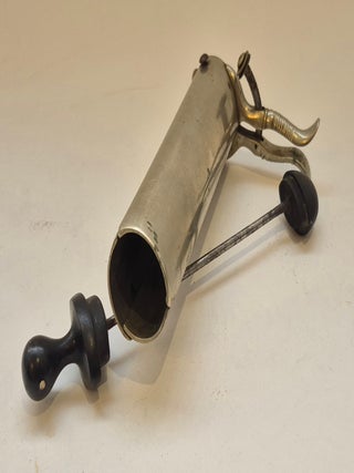 Speculum &agrave; trois valves, mod&egrave;le Charri&egrave;re, circa 1850