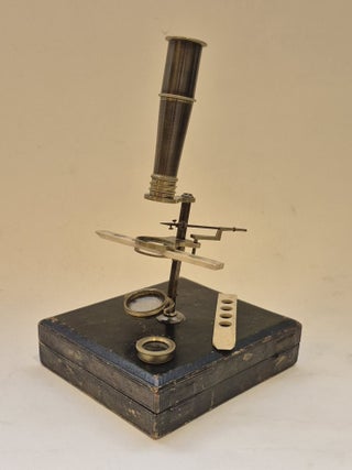 Petit microscope de type Gould, France, circa 1830-1840